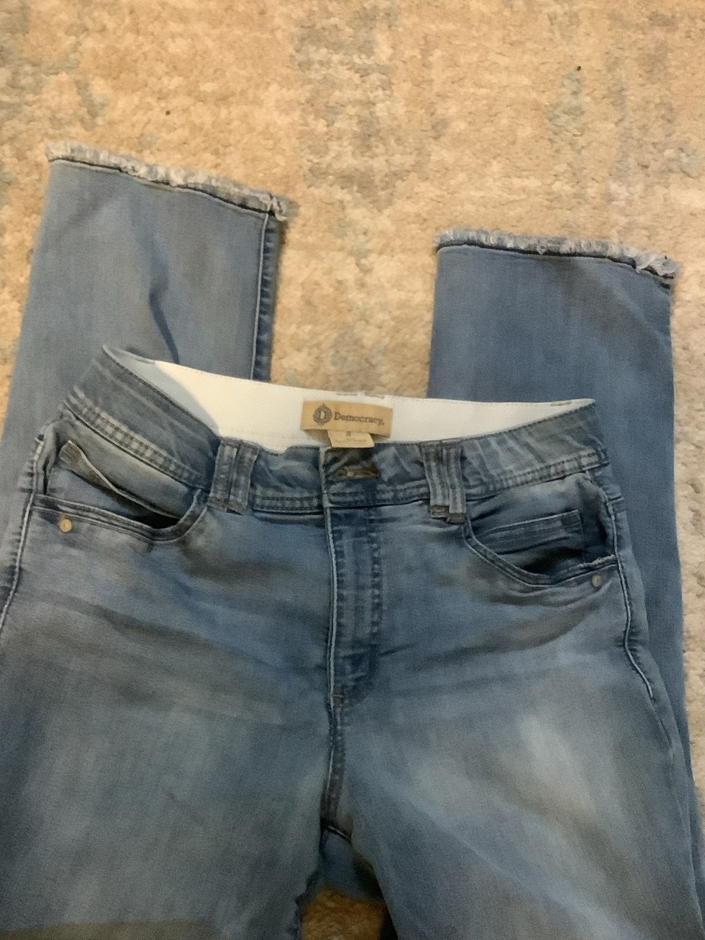 EUC Democracy light Blue straight leg Jeans with Frayed Hem size 8